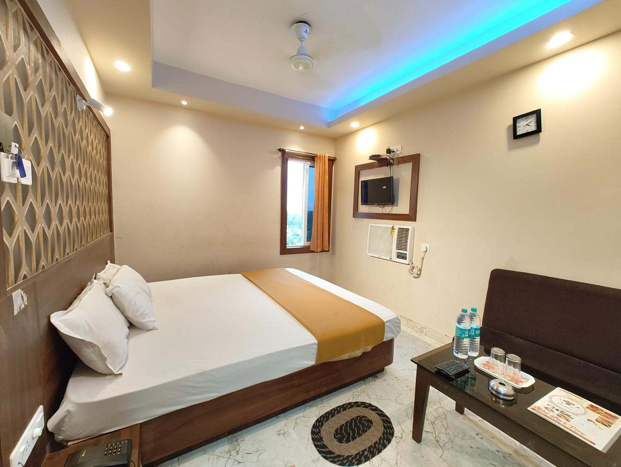 "Hotel Aradhya Puri"- Luxur- Room With Sea-View - Prime Location With Parking Facilities - Best Hotel In Puri Exterior foto