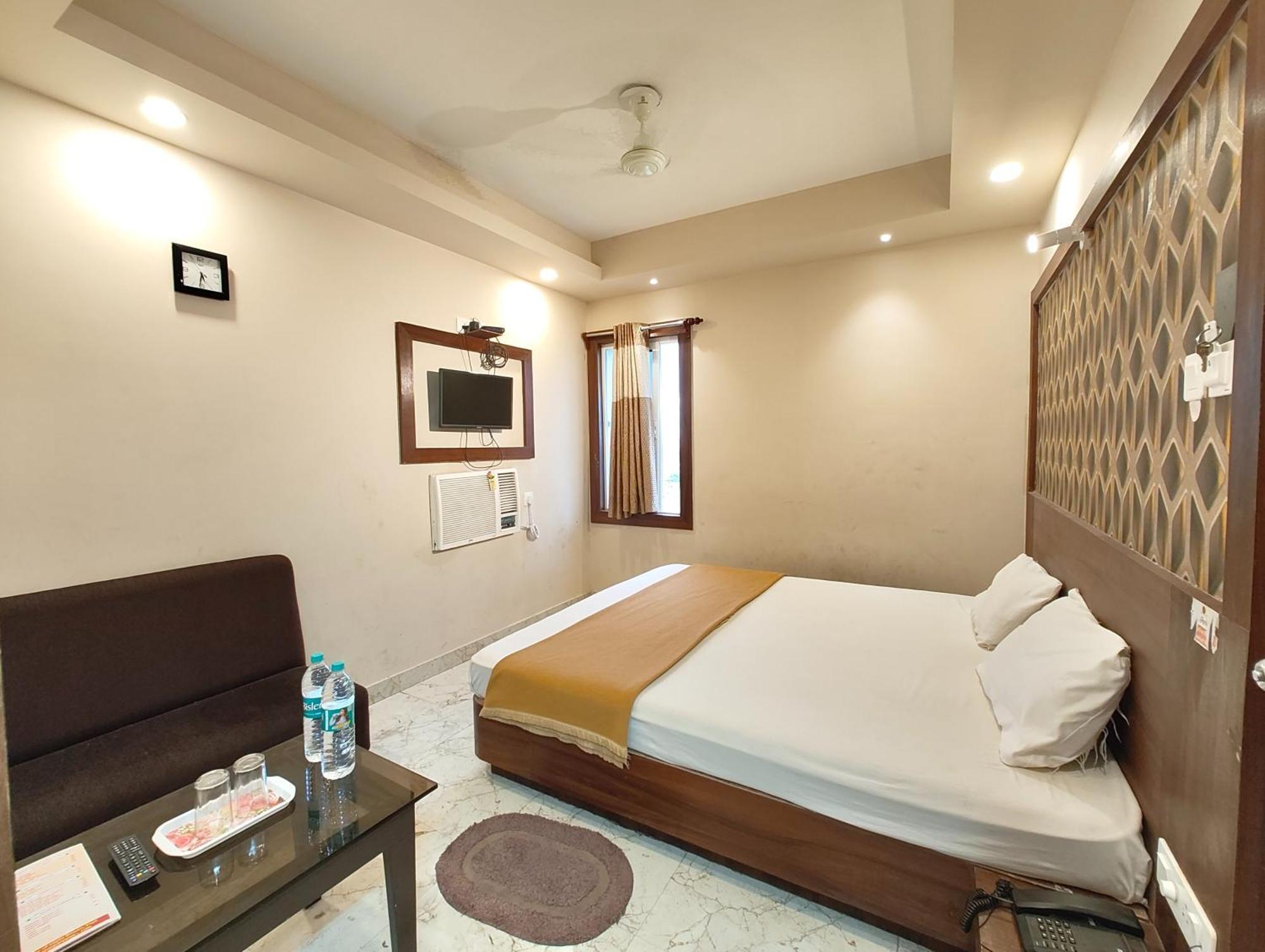 "Hotel Aradhya Puri"- Luxur- Room With Sea-View - Prime Location With Parking Facilities - Best Hotel In Puri Exterior foto