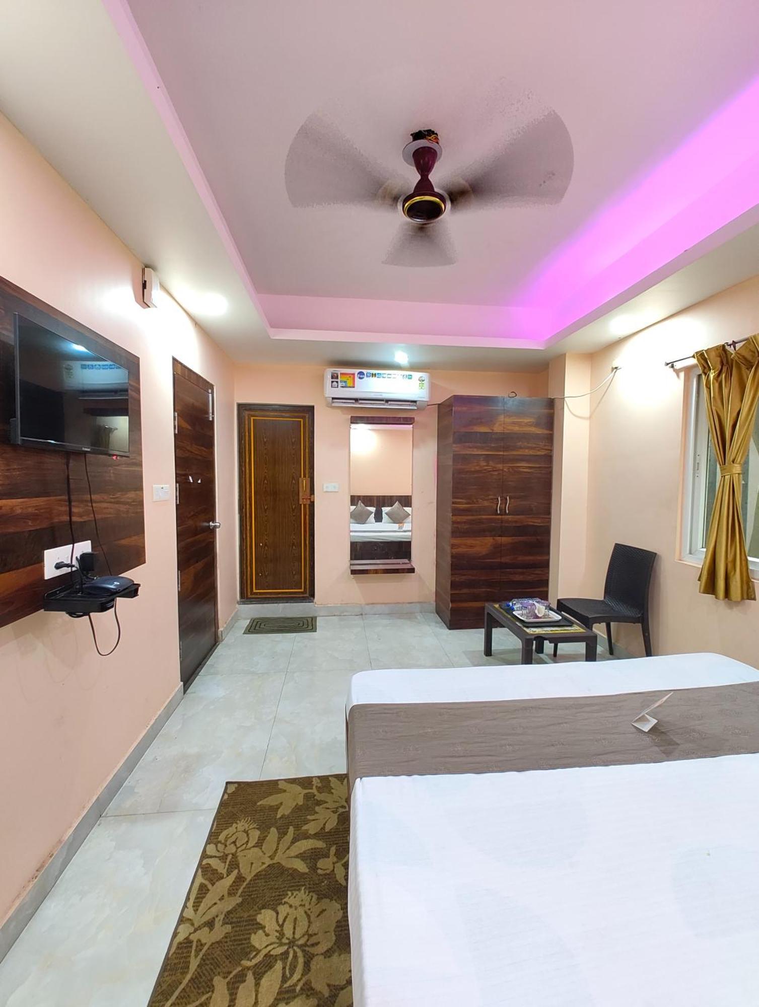 "Hotel Aradhya Puri"- Luxur- Room With Sea-View - Prime Location With Parking Facilities - Best Hotel In Puri Exterior foto