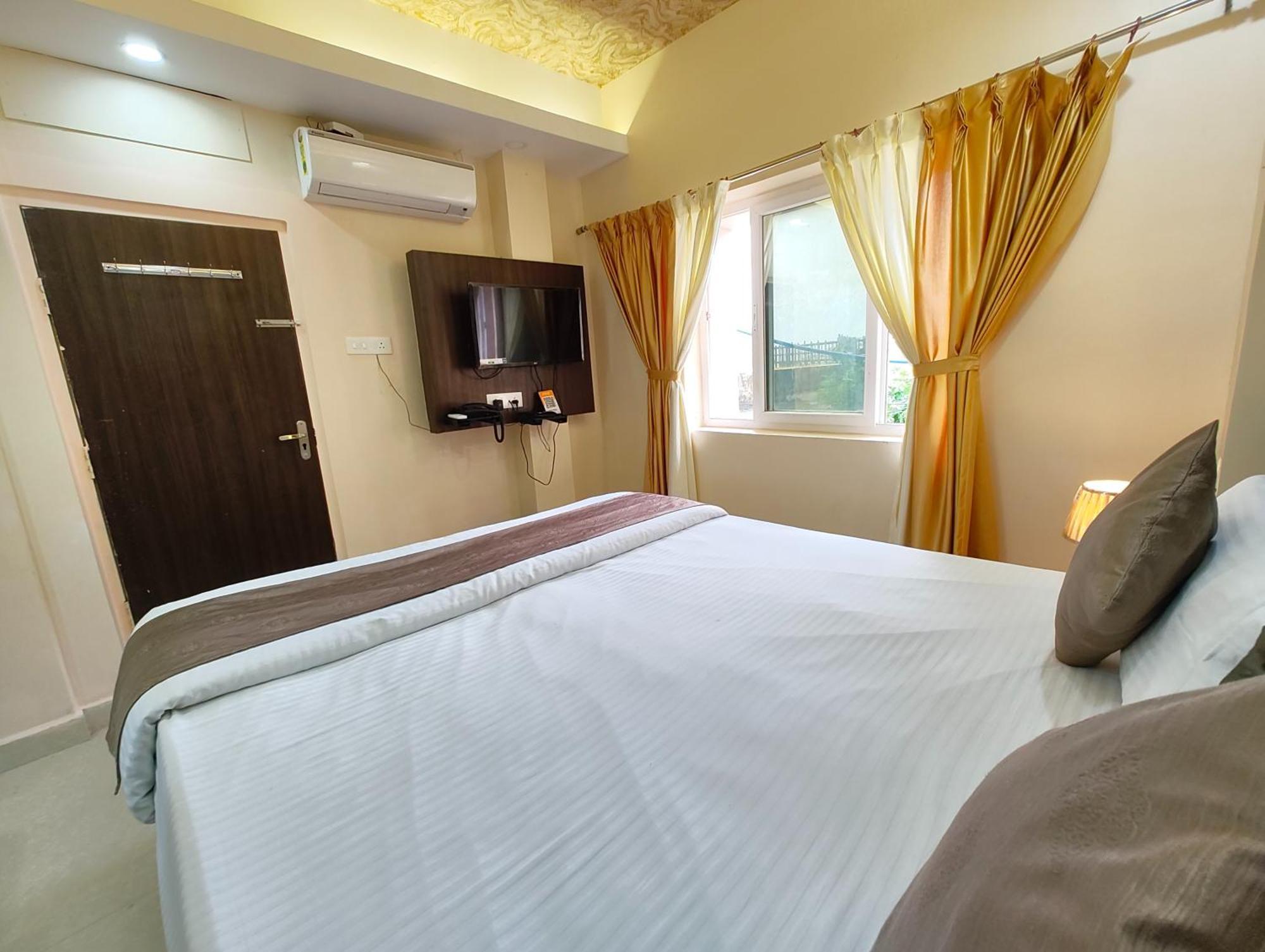 "Hotel Aradhya Puri"- Luxur- Room With Sea-View - Prime Location With Parking Facilities - Best Hotel In Puri Exterior foto