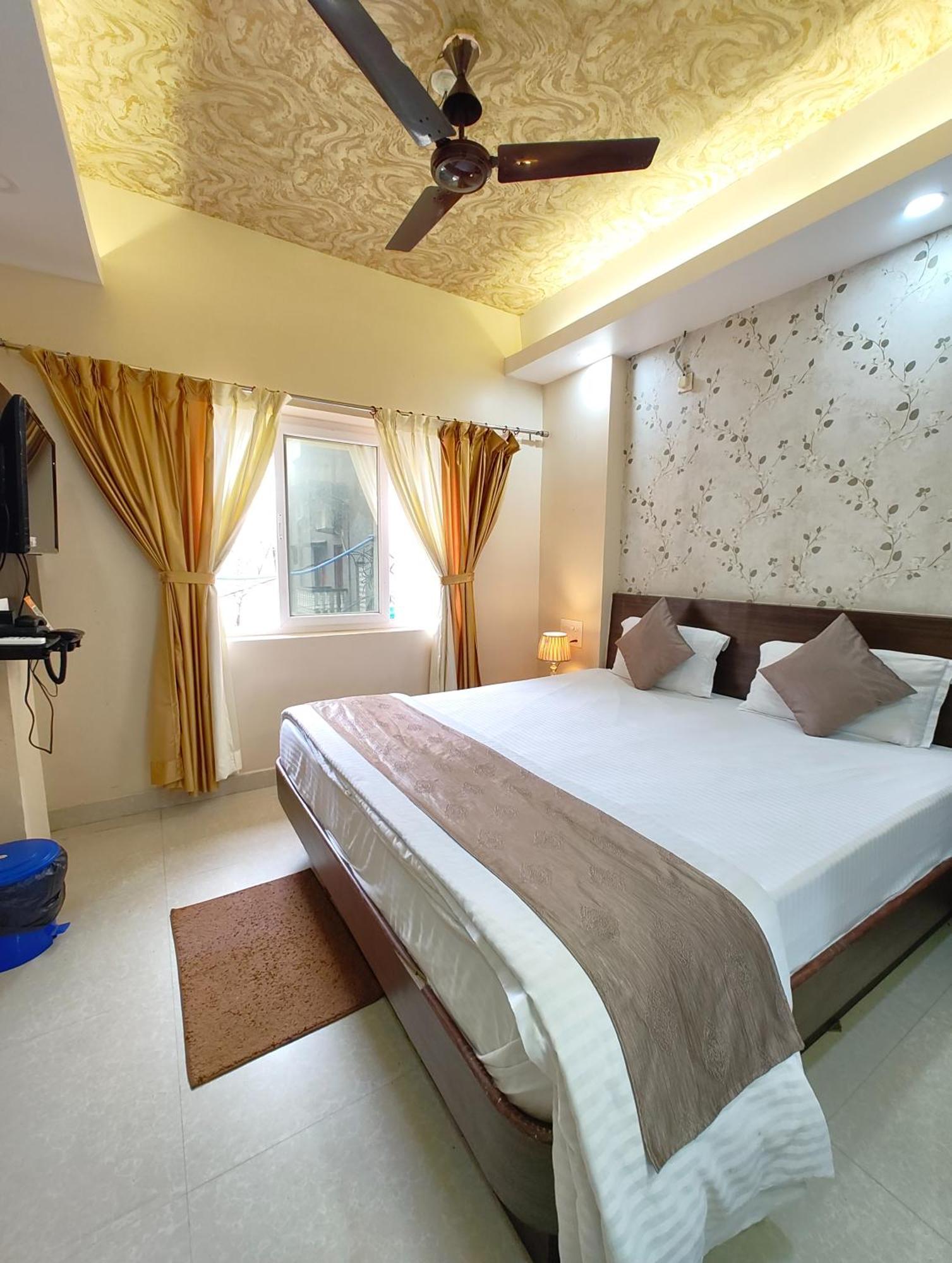 "Hotel Aradhya Puri"- Luxur- Room With Sea-View - Prime Location With Parking Facilities - Best Hotel In Puri Exterior foto