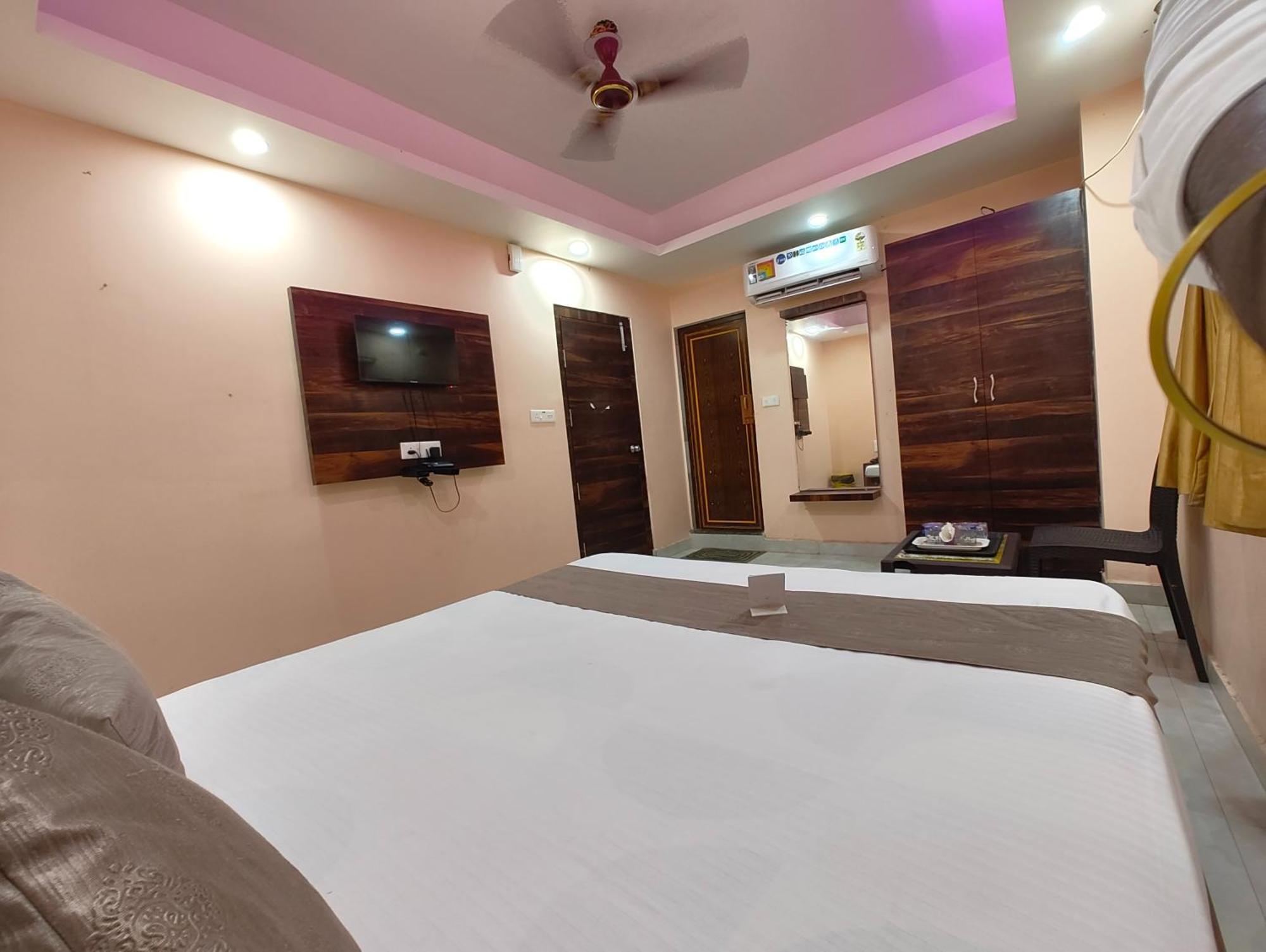 "Hotel Aradhya Puri"- Luxur- Room With Sea-View - Prime Location With Parking Facilities - Best Hotel In Puri Exterior foto